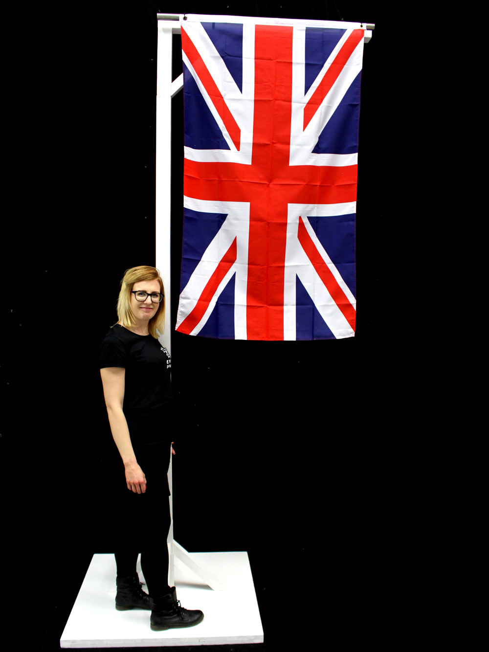 SN2854_White_3m_Freestanding_Flag_Stand_event_prop_hire_0009LG_149_copy