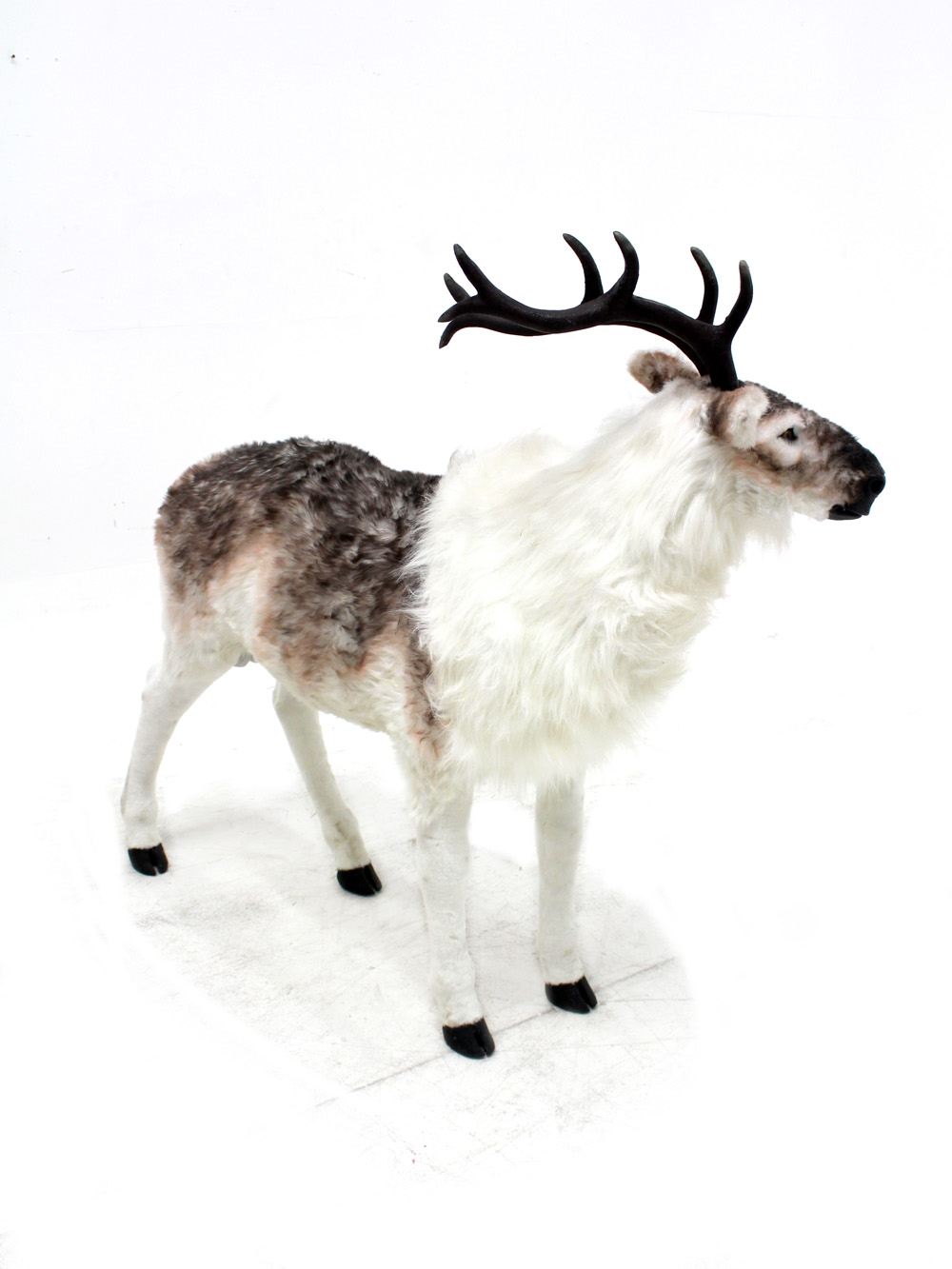 SN2906_Large_Furry_Reindeer_Prop_event_prop_hire_0011LG_487_copy