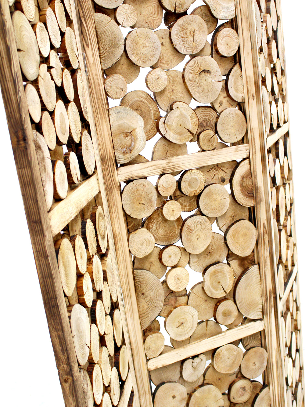 SN2907_Rustic_Wooden_Log_Slice_Screen_event_prop_hire_0003LG_0069_copy