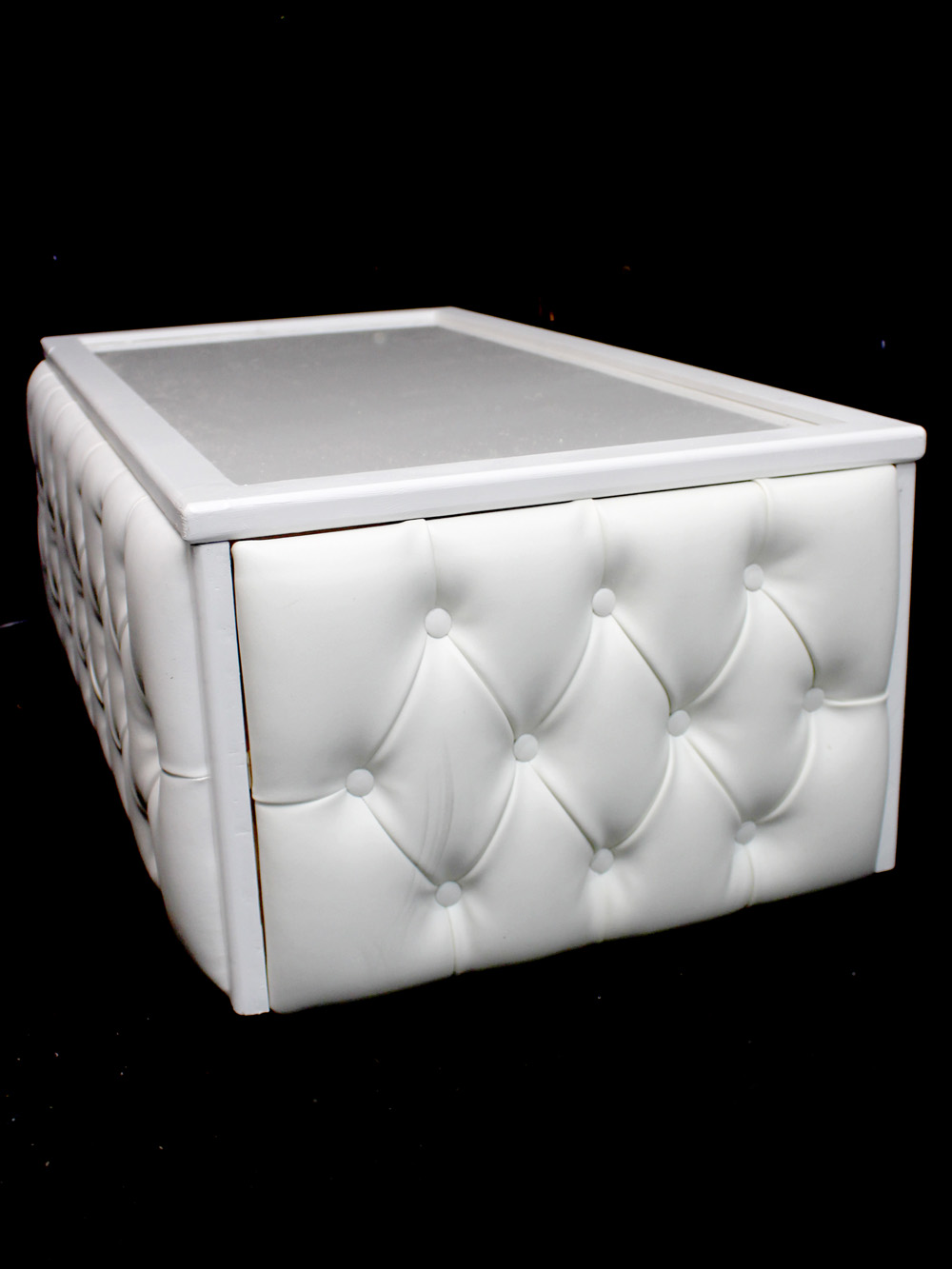SN3017_White_Buttoned_Coffee_Table_event_prop_hire_0008IMG_7527_copy