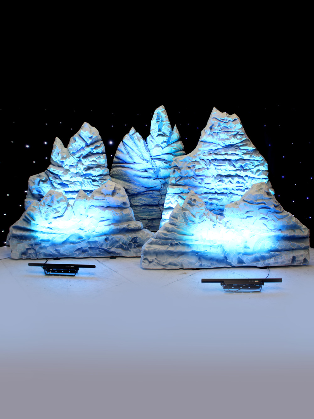 SN3059_Snow_Covered_Mountain_Range_with_Lights_event_prop_hire_0024IMG_8497_copy