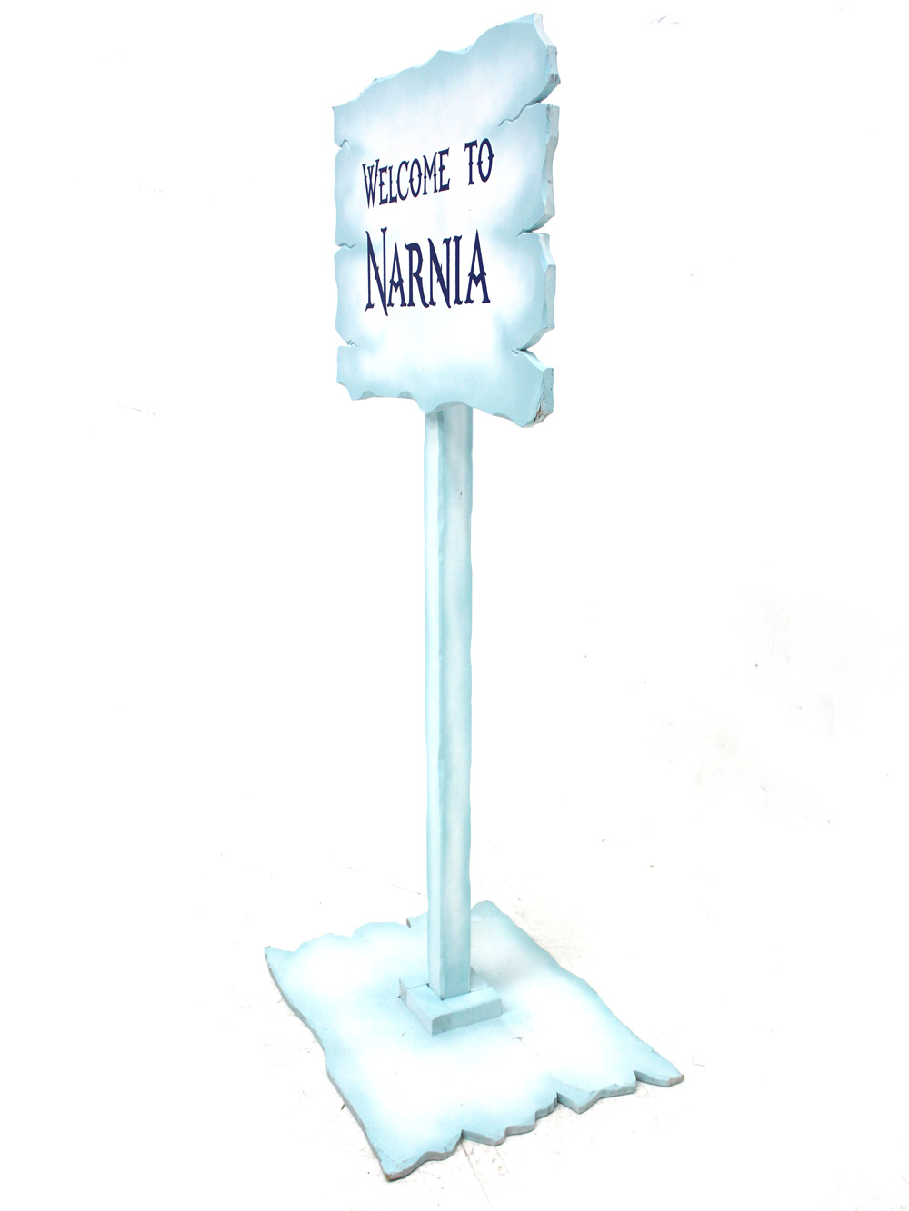 SN3123_Welcome_to_Narnia_Sign_event_prop_hire_0031IMG_8592_copy