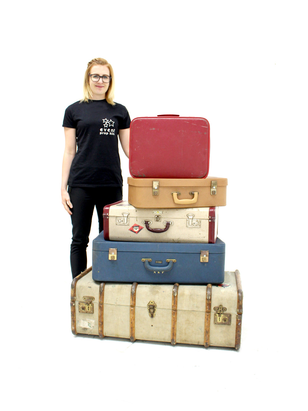 SN3126_Vintage_Travel_Luggage_-_Set_of_5_event_prop_hire_0004LG_059_copy