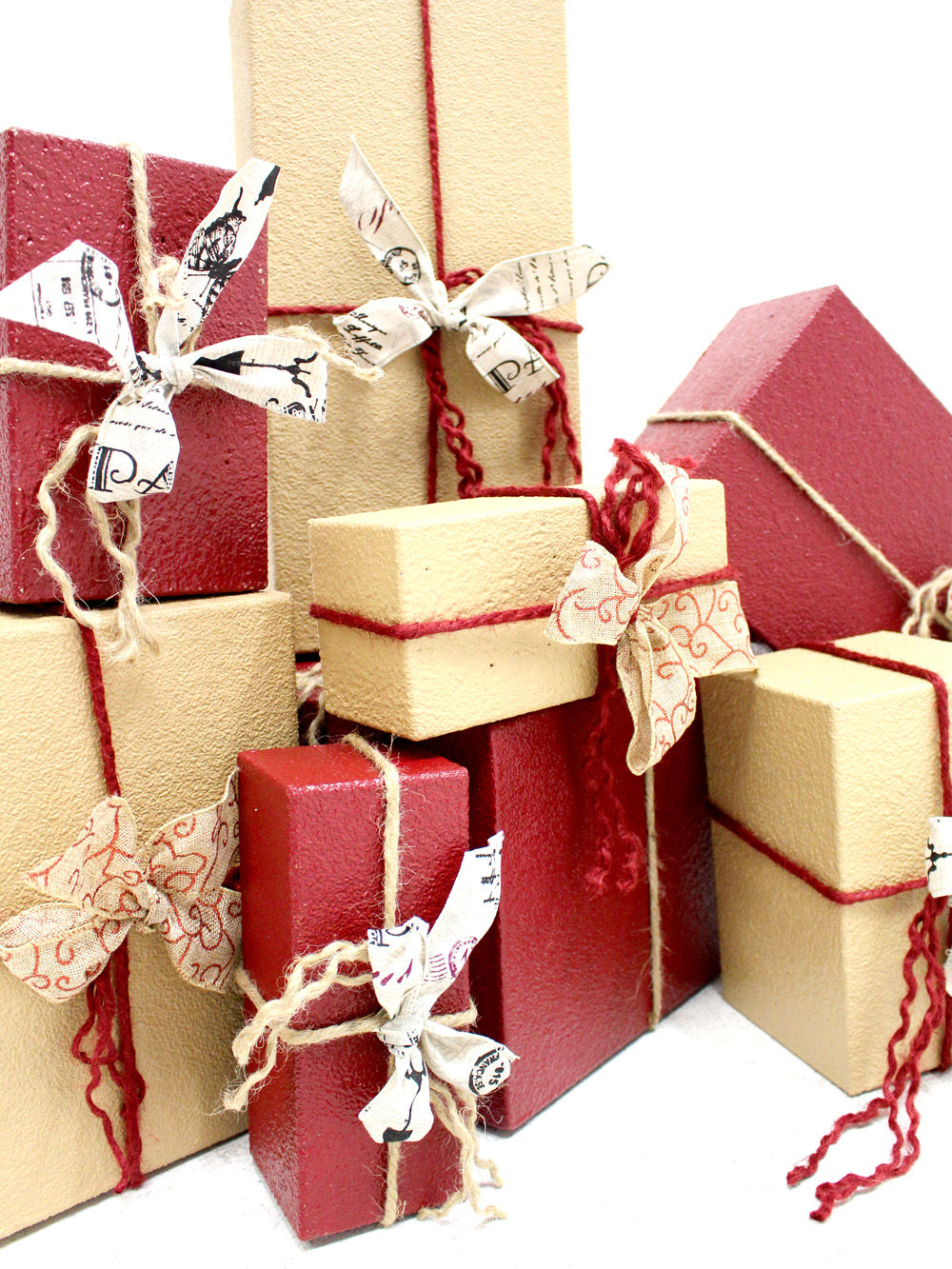 SN3140_Vintage_Themed_Christmas_Presents_event_prop_hire_0005LG_118_copy