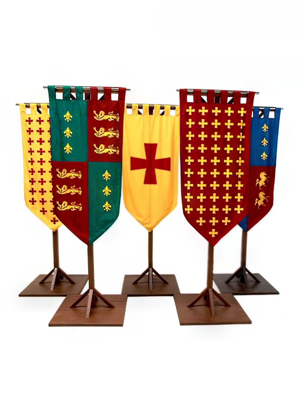SN3389_SN3394_SN3395_SN3396_SN3403_Freestanding_Medieval_Banners_3mevent_prop_hire_LG_1340_copy