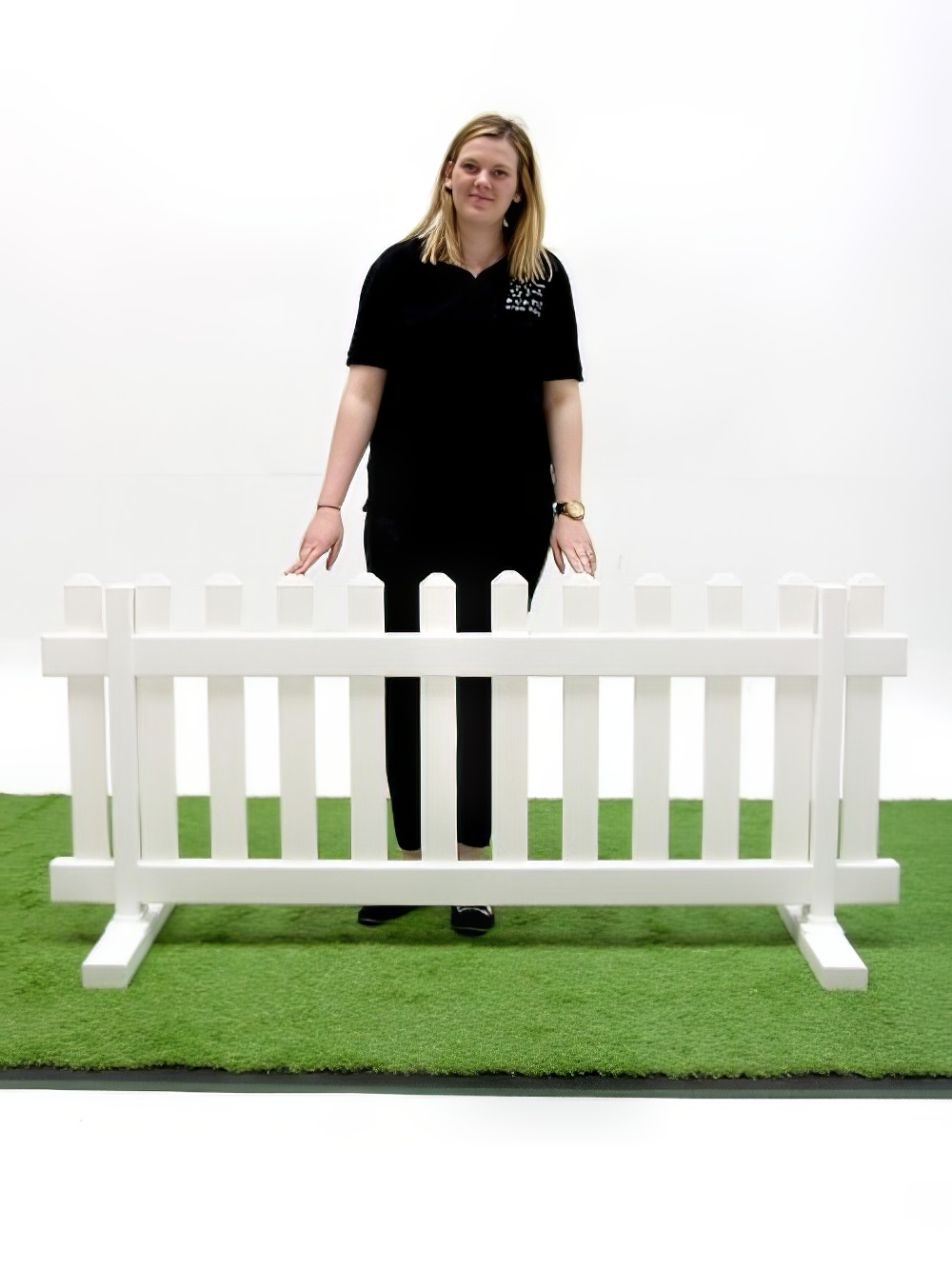 SN3478_White_Plastic_Picket_Fence_Sectionevent_prop_hire_DD_127_copy