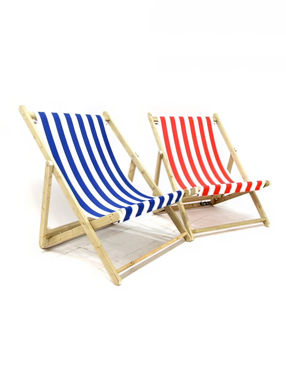 SN3651_SN3651_Giant_Deck_Chair_-_Blue_Red_Stripeevent_prop_hire_LG_1258_copy