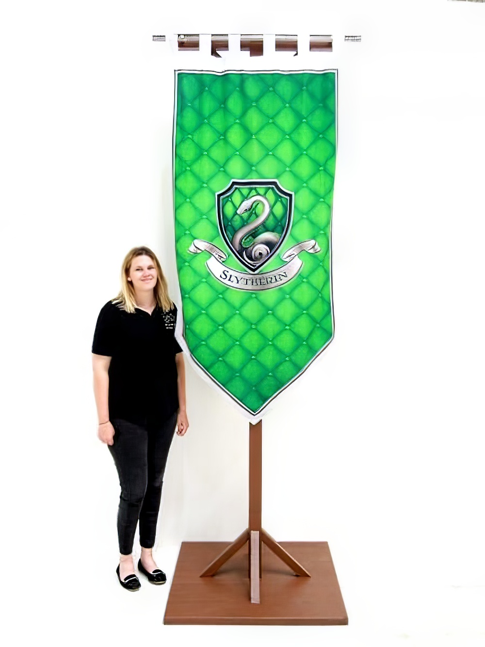 SN3659_Freestanding_School_House_Banner_4event_prop_hire_LG_1392_copy