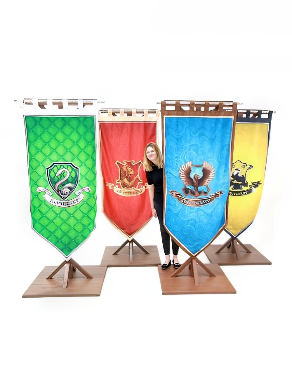 SN3660_SN3661_SN3662_SN3663_Freestanding_School_House_Banner_24mevent_prop_hire_LG_1396_copy