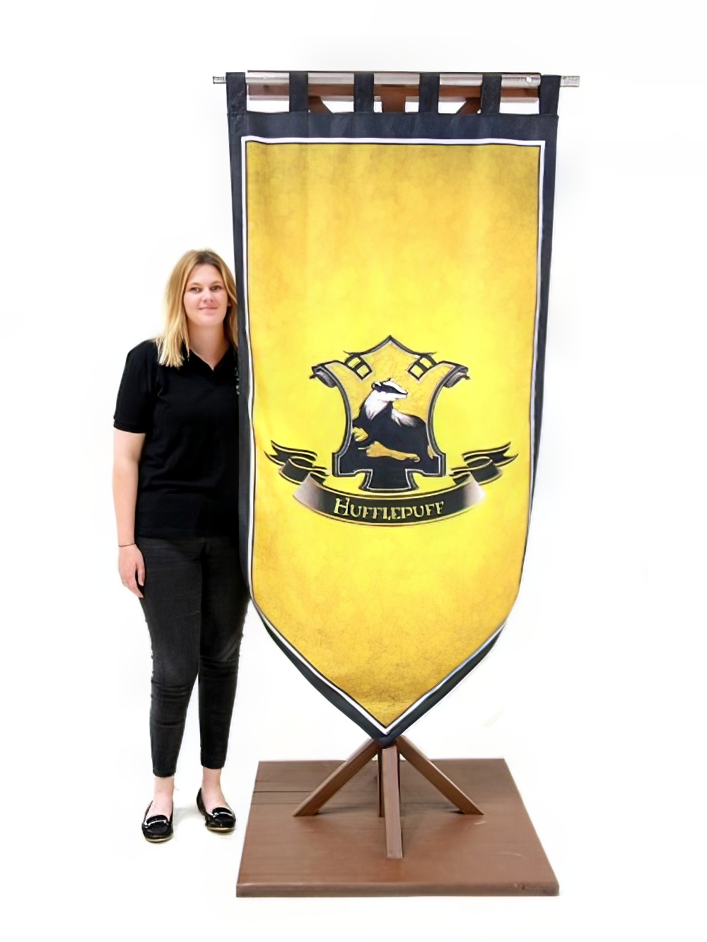 SN3661_Freestanding_School_House_Banner_24m_2event_prop_hire_LG_1398_copy