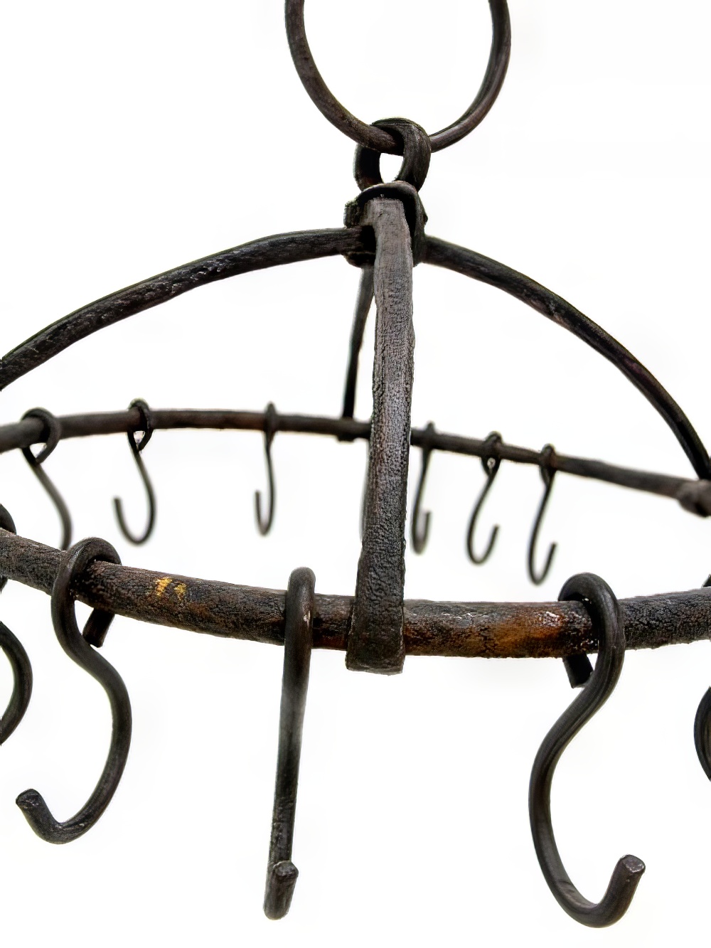 SN3693_Hanging_Cast_Iron_Pan_Rackevent_prop_hire_LG_1267_copy