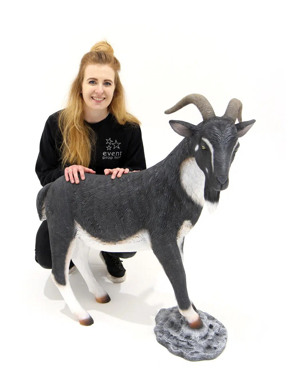 SN5614 Life-size Billy Goat _event_prop_hire_060_Optimised