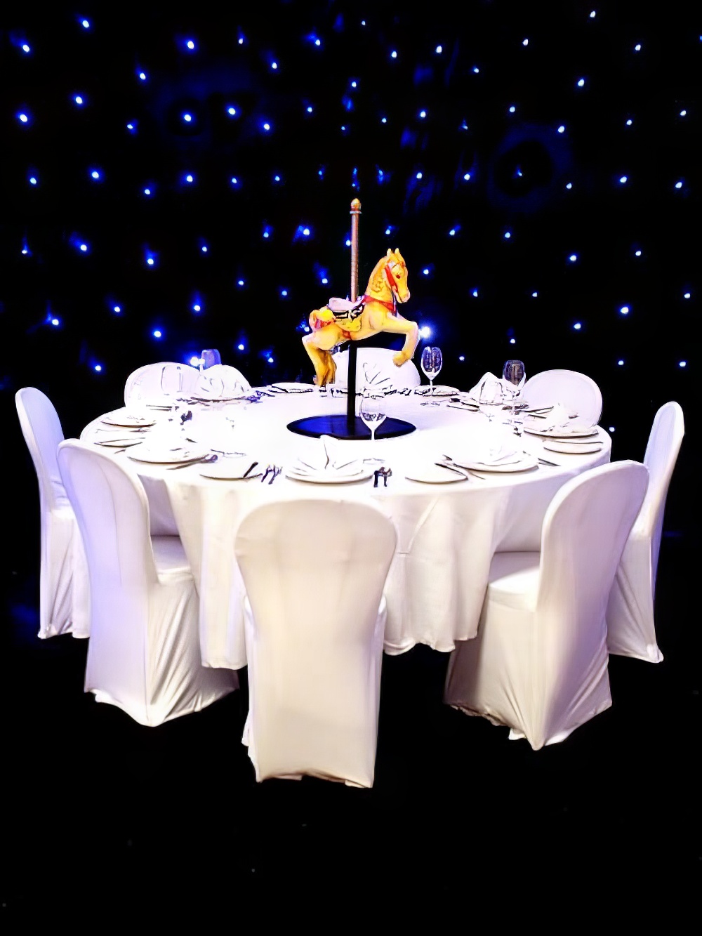 TBL48_Carousel_Horse_Fairground_Circus_Table_Centreevent_prop_hire_108_Optimised
