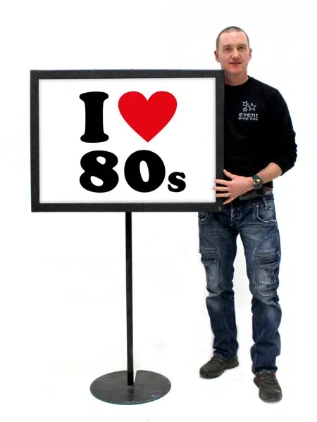 SN4574_Il_LOve_the_80s_Freestanding_Signevent_prop_hire_001