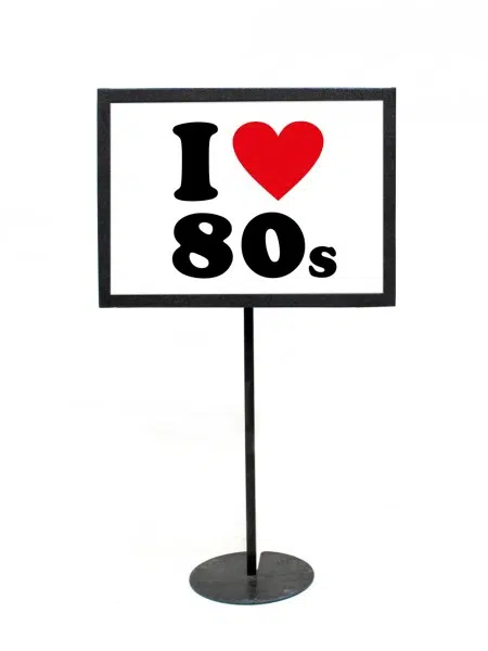 SN4574_Il_LOve_the_80s_Freestanding_Signevent_prop_hire_002