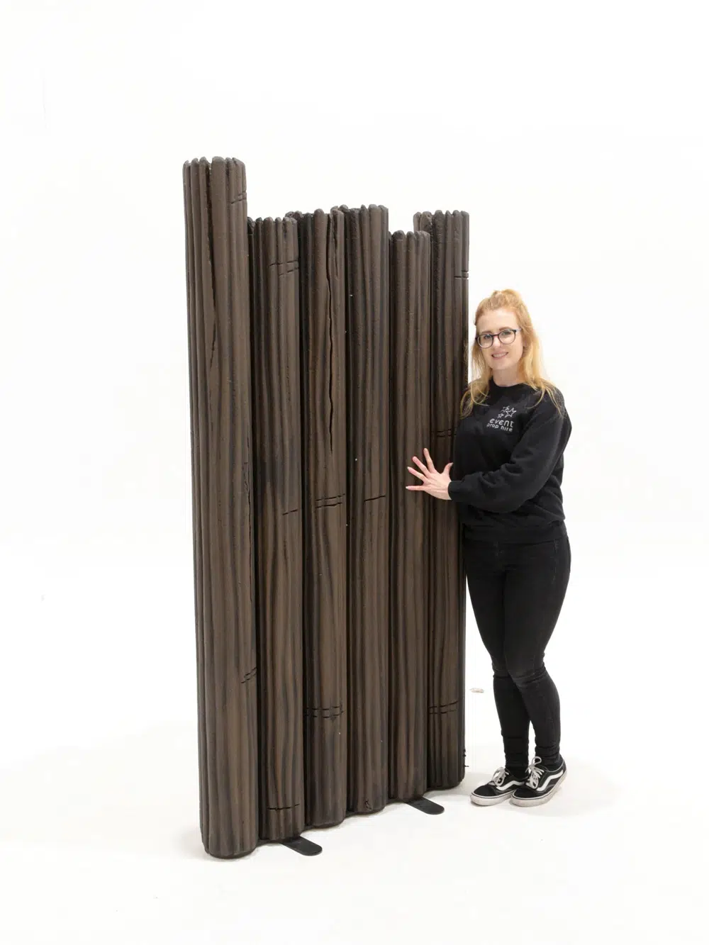 SN4564 Chunky Log Fence Section - Tall _event_prop_hire_154