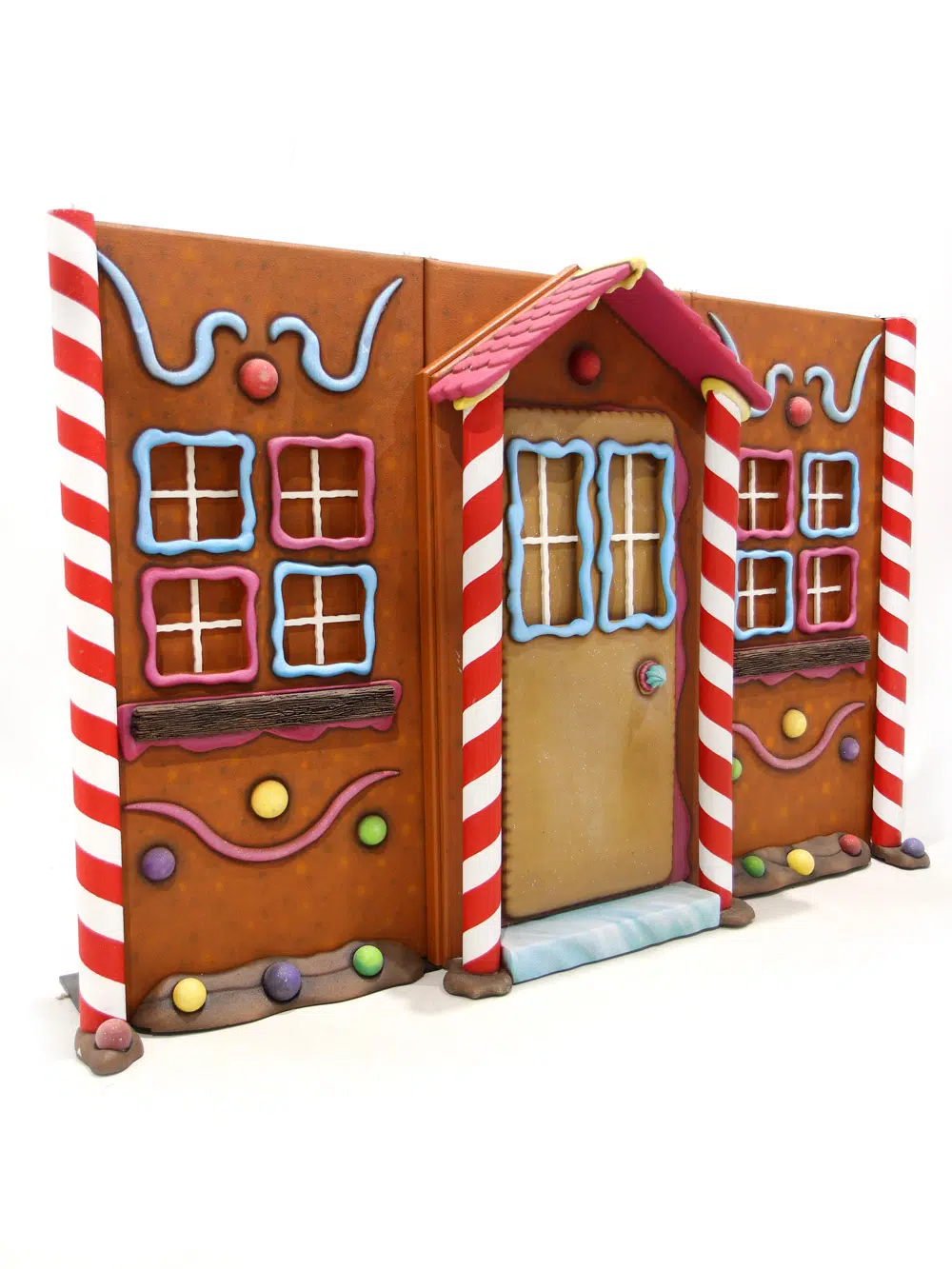 SN4434 Gingerbread House Front _event_prop_hire_009