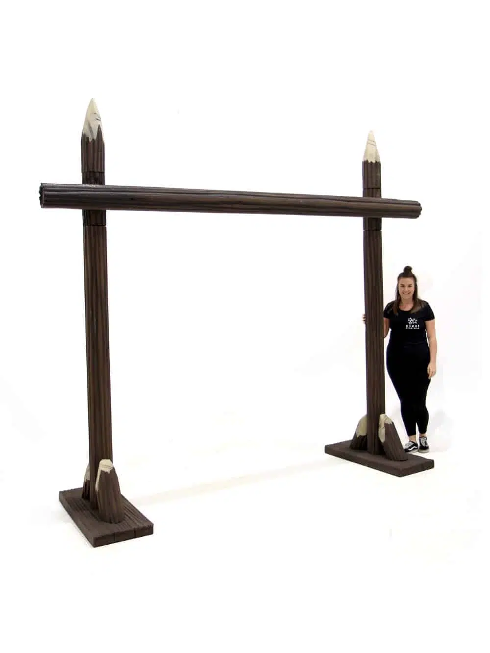 SN5370 Rustic Log Entranceway with Spikes (2.9m) _event_prop_hire_006