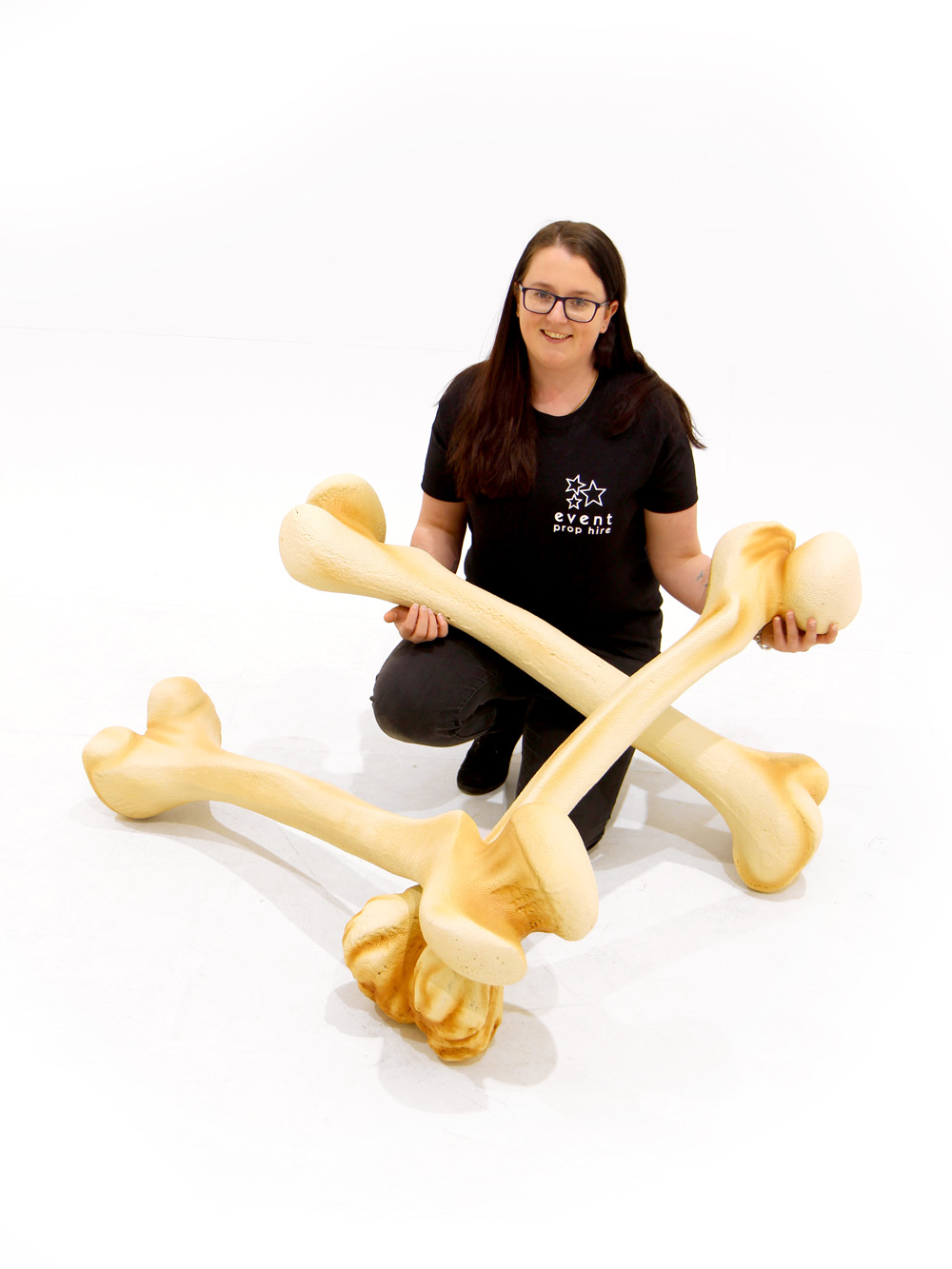 SN5630 Large Dinosaur Bones _event_prop_hire_103