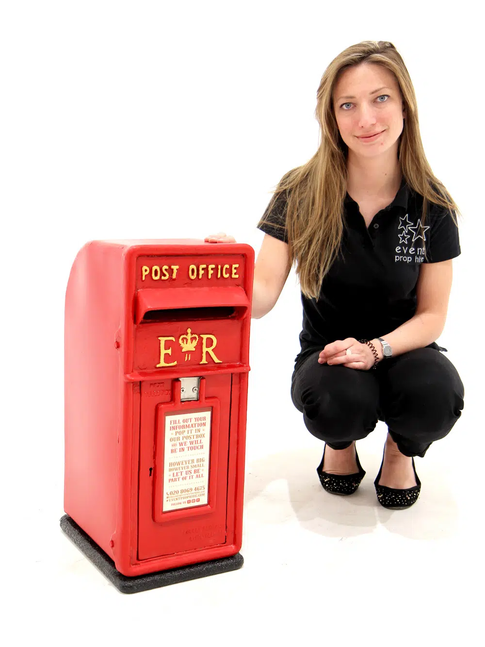 SN5680 Small Red British Postbox Prop _event_prop_hire_001