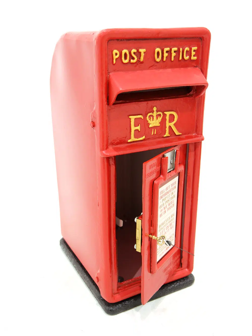 SN5680 Small Red British Postbox Prop _event_prop_hire_004