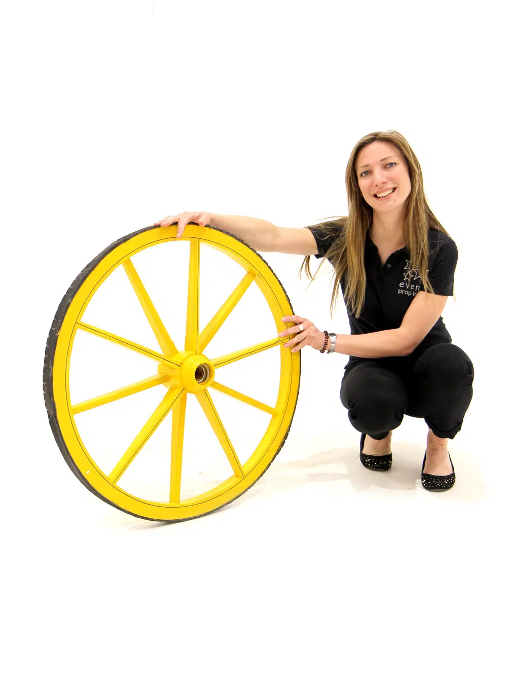SN5830 Yellow Cart Wheel _event_prop_hire_016