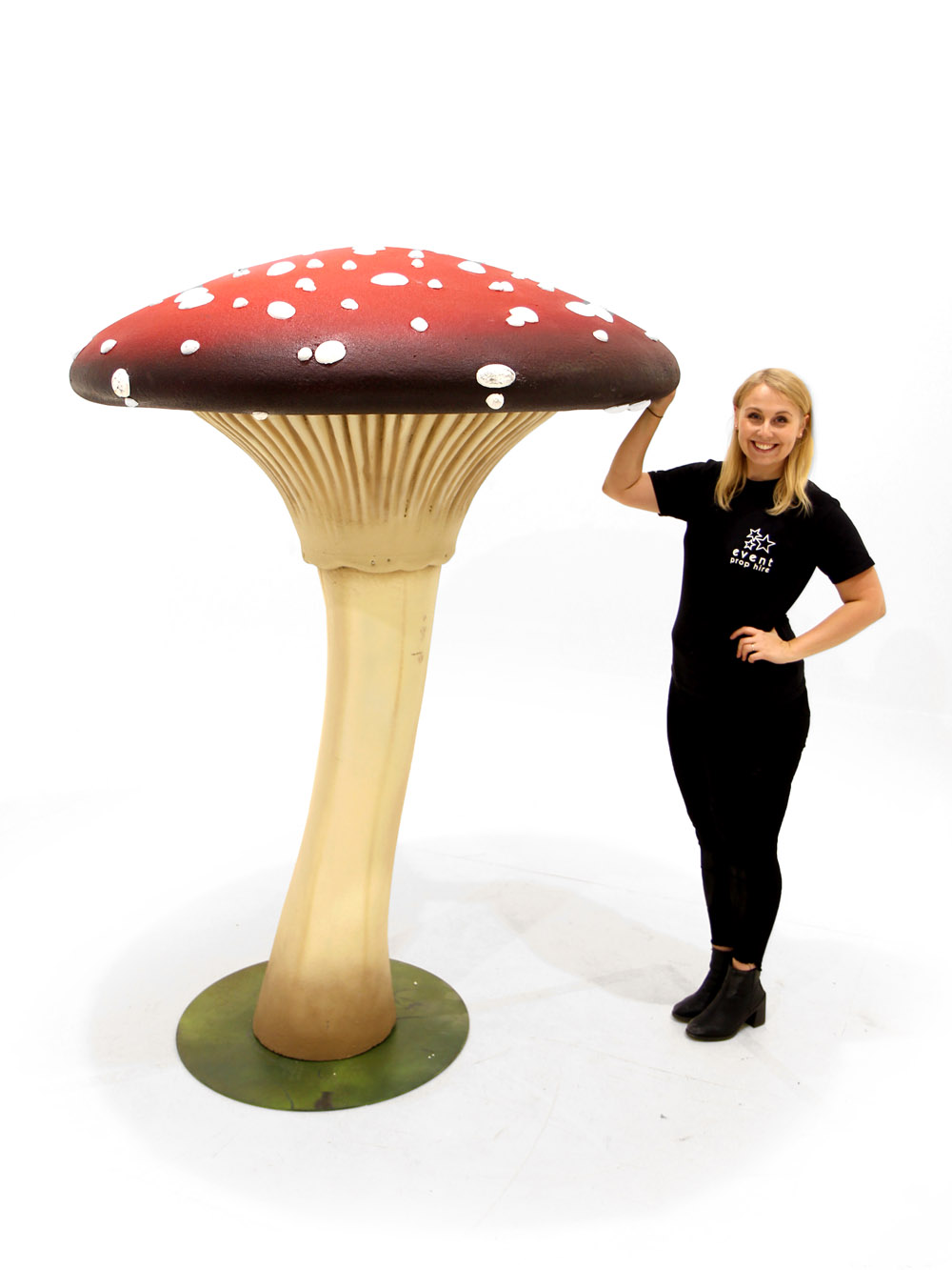 SN6070_Giant Flat Cap Mushroom - Red - Large_247