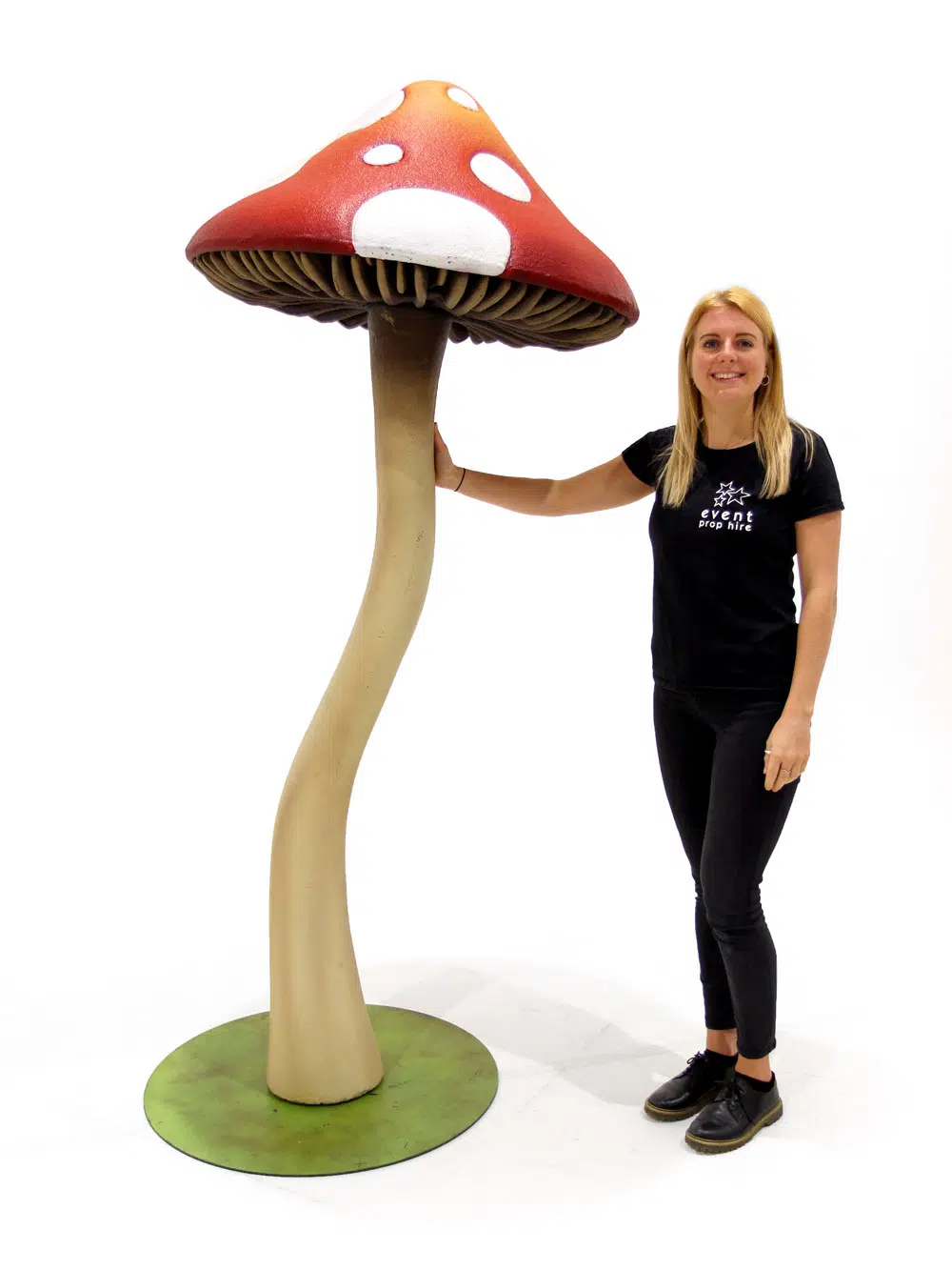 SN6080_Closed Cap Mushroom - Red - Medium_206
