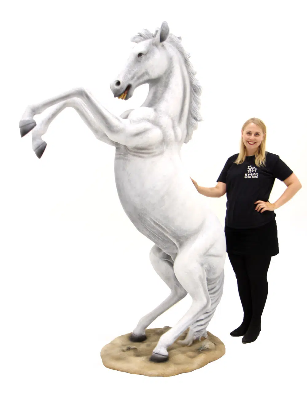 SN6314_Rearing Horse_200