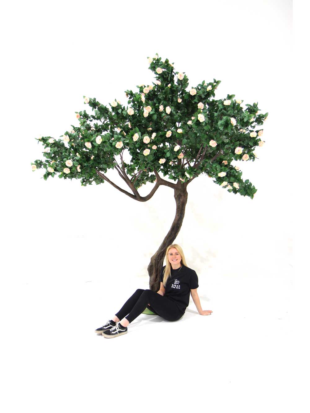 SN7044_pink_rose_twisted_tree_trunk_3m_2_97_event_prop_hire_optimised