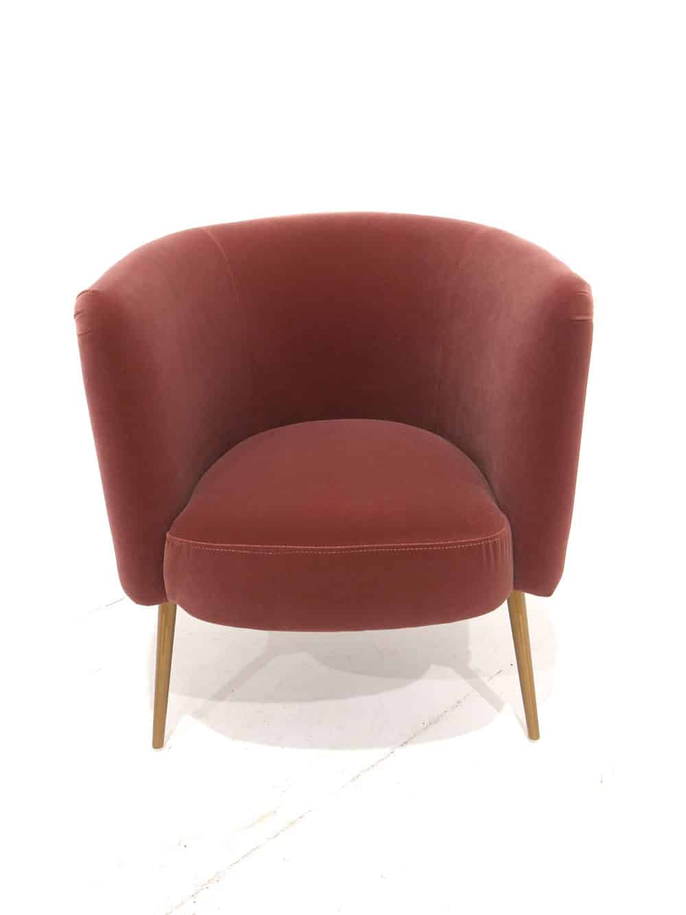 SN7062_rose_pink_butttoned_lounge_chair_2_event_prop_hire_optimised