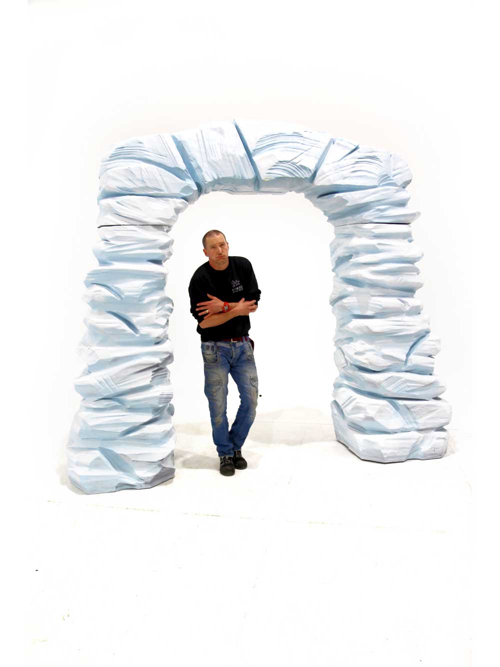 SN7285_ice_rock_entranceway_half_flat_backed_2_event_prop_hire_optimised