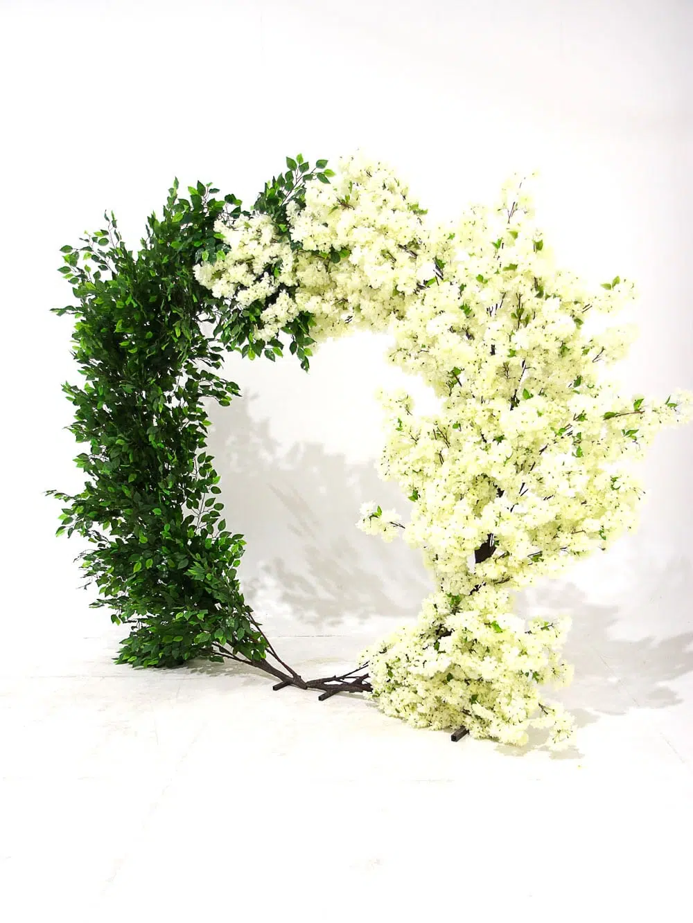 SN7320_Cream_Cherry_Blossom_and_Ficus_Moon_Gate-(3)_event_prop_hire_optimised