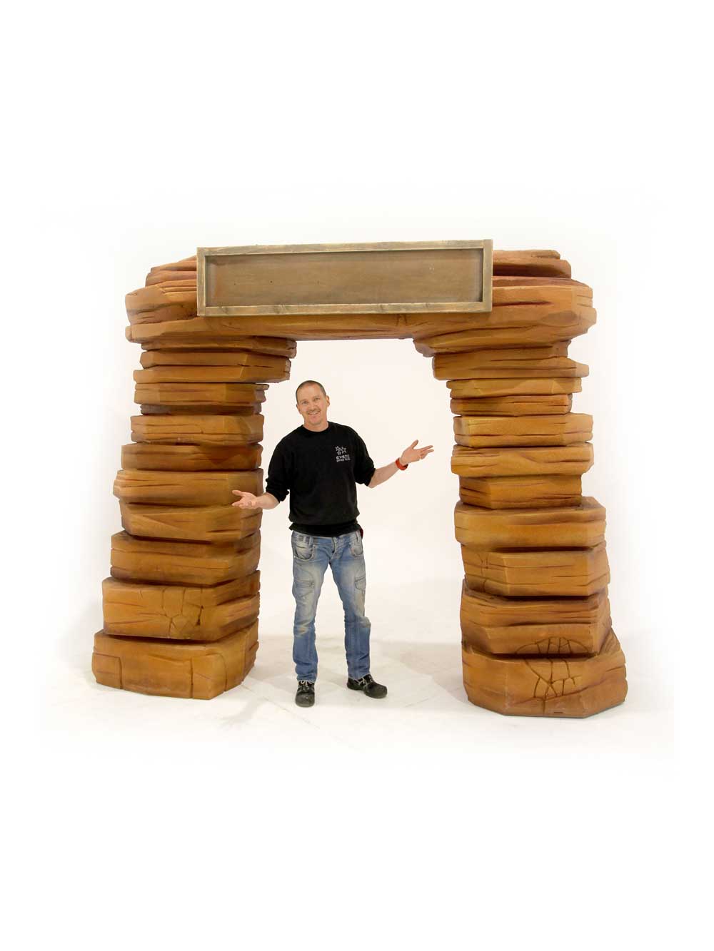 SN7284_red_rock_entranceway_half_flat_sided_with_Single_customisable_sign_1_event_prop_hire_optimised (1)