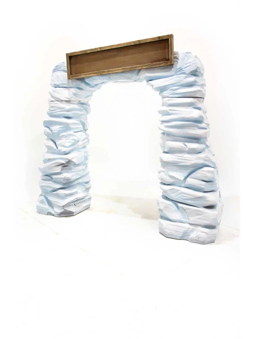 SN7286_ice_rock_entranceway_half_flat_backed_with_single_customisable_sign_5_event_prop_hire_optimised