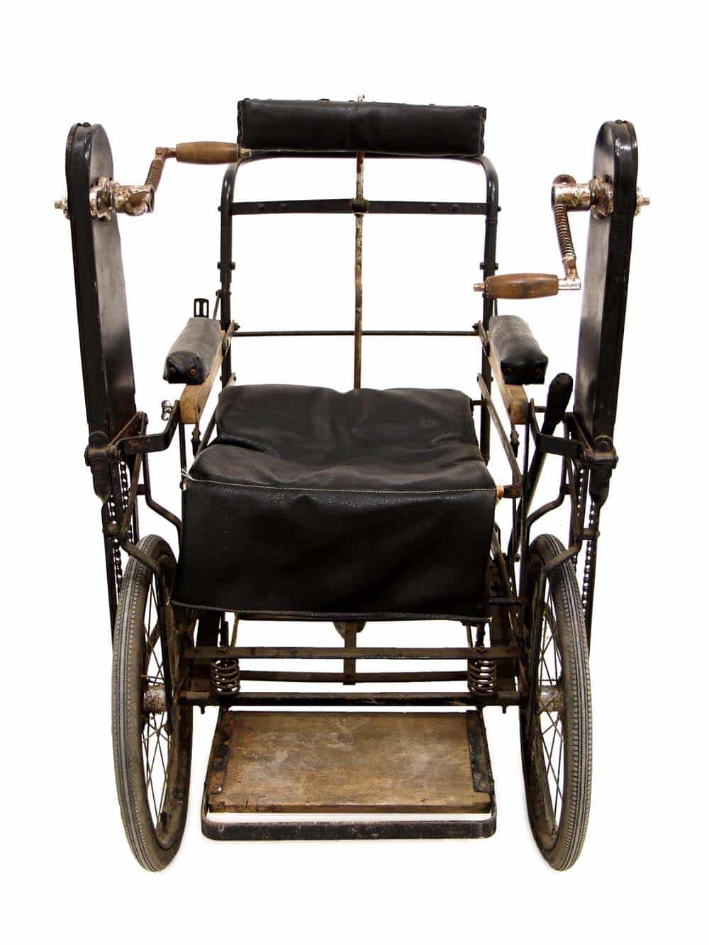 SN8597_Vintage Wheelchair_event_prop_hire_EPH_Creative_079_optimised