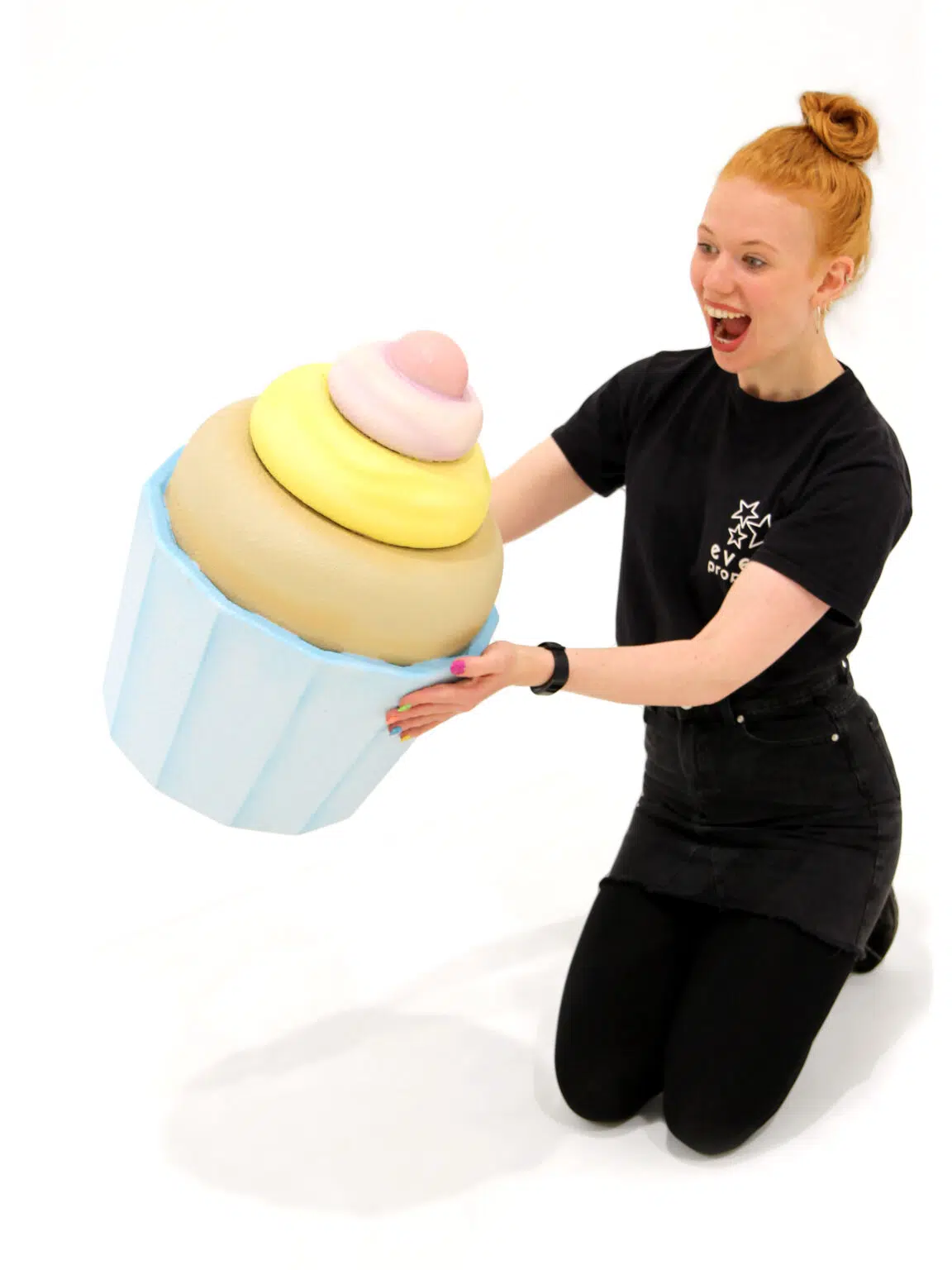 SN7335_Giant Cupcake - Pastel Colours_event_prop_hire1020 copy