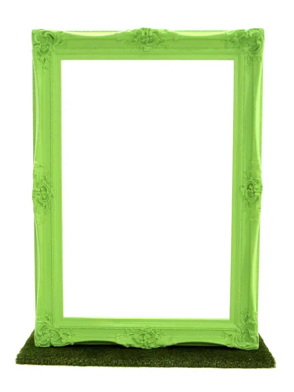 SN8963 SN8964_Giant Green Frame with Grass Base_event_prop_hire_EPH_Creative__optimised