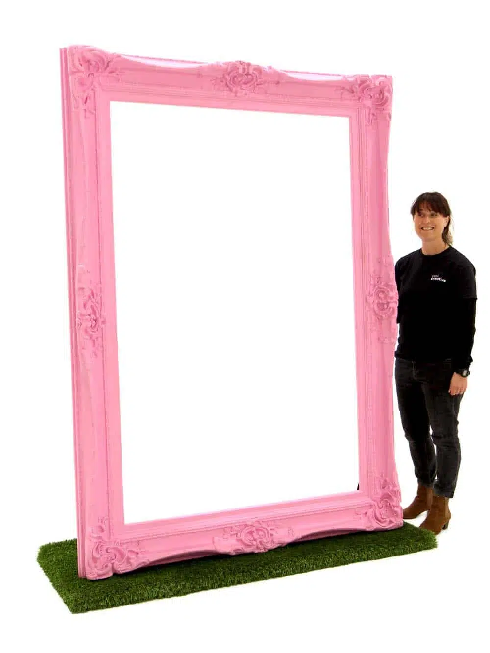 SN8965 SN8964_Giant Light Pink Frame with Grass Base_event_prop_hire_EPH_Creative_ (9)_optimised