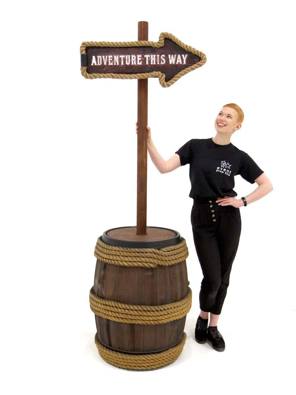 SN8537_Rope Barrel with Sign Post_event_prop_hire_EPH_Creative_015_optimised
