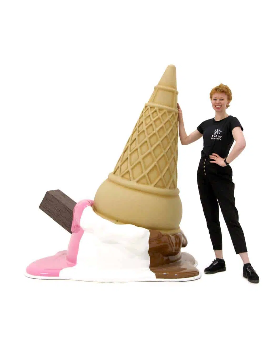 SN8878_Giant dropped ice cream - Neapolitan_event_prop_hire_EPH_Creative_017_optimised