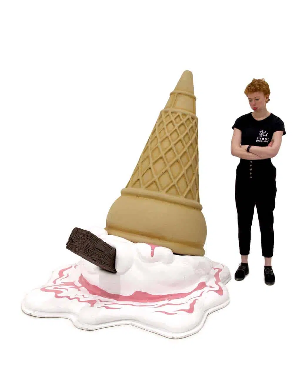 SN9301_Giant Dropped Ice Cream - Raspberry_event_prop_hire_EPH_Creative_017_optimised