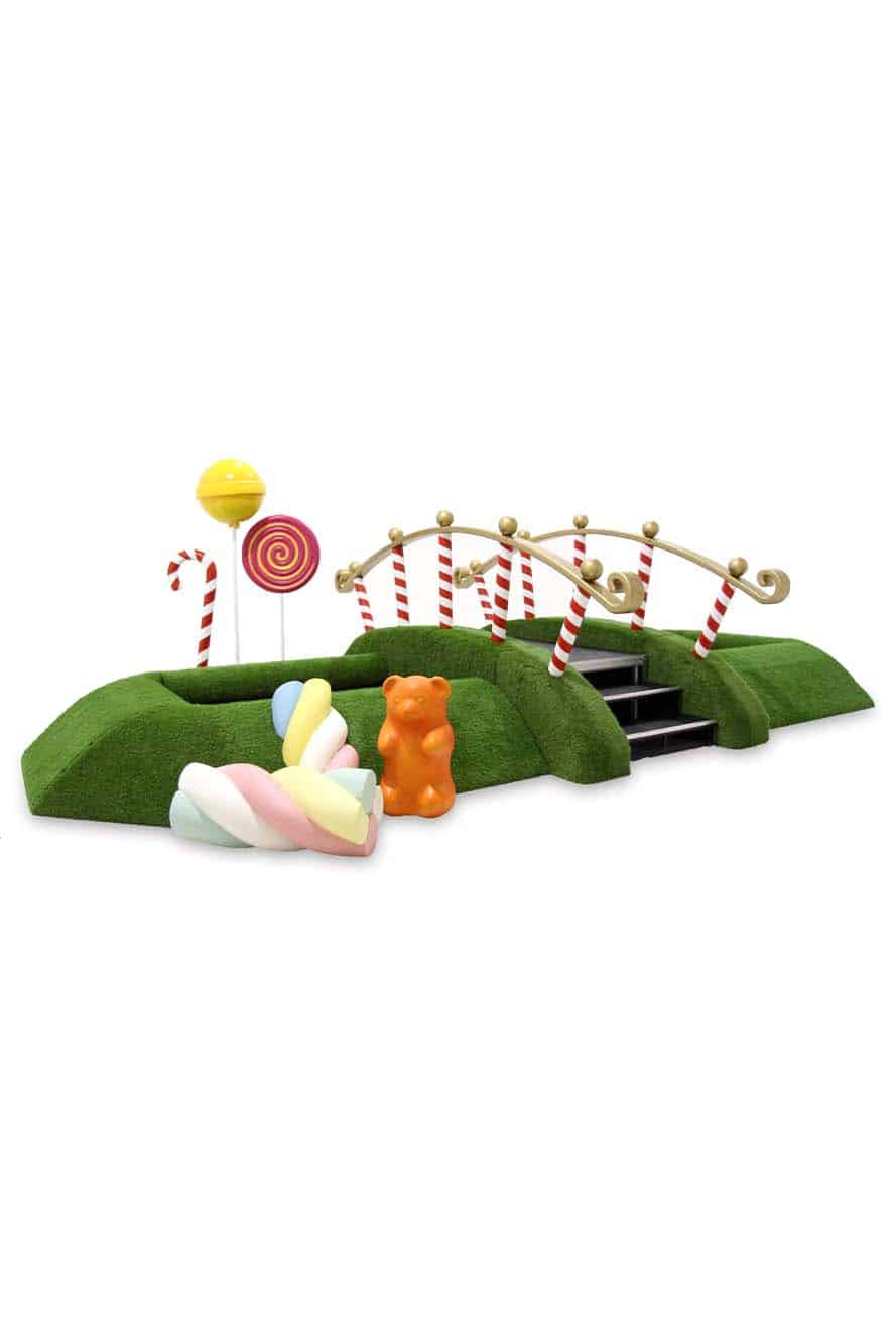 SN9326_Candy Cane Bridge MONTAGE - WITH DRESSING_event_prop_hire_EPH_Creative_018