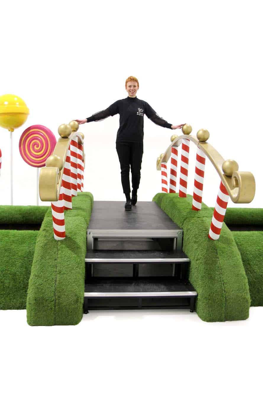 SN9326_Candy Cane Bridge MONTAGE - WITH DRESSING_event_prop_hire_EPH_Creative_021