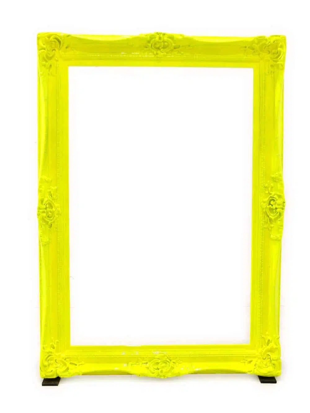 SN9081_Giant Neon Yellow Frame_event_prop_hire_EPH_Creative_ (1)_optimised
