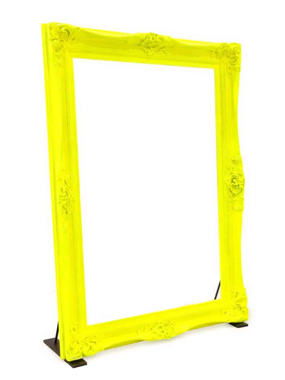 SN9081_Giant Neon Yellow Frame_event_prop_hire_EPH_Creative__optimised