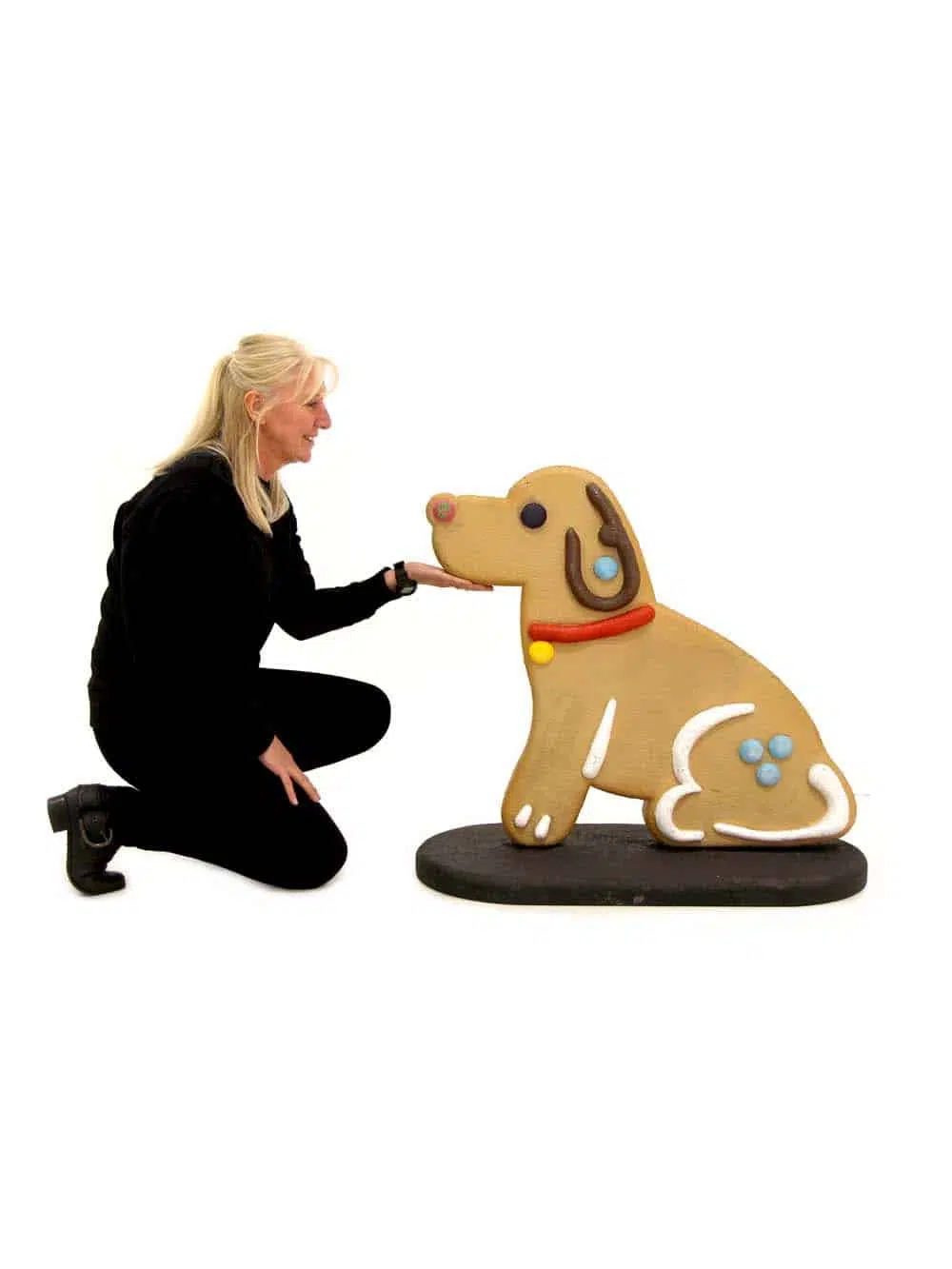 SN9523_Gingerbread Dog_event_prop_hire_EPH_Creative_420_optimised