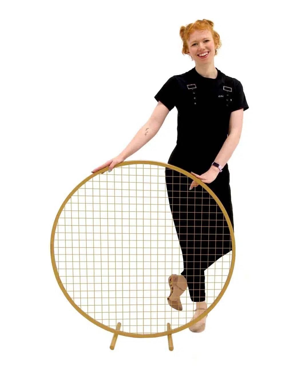 SN9573_Circular Gold Mesh Frame - 1m_event_prop_hire_EPH_Creative_184-Recovered_optimised