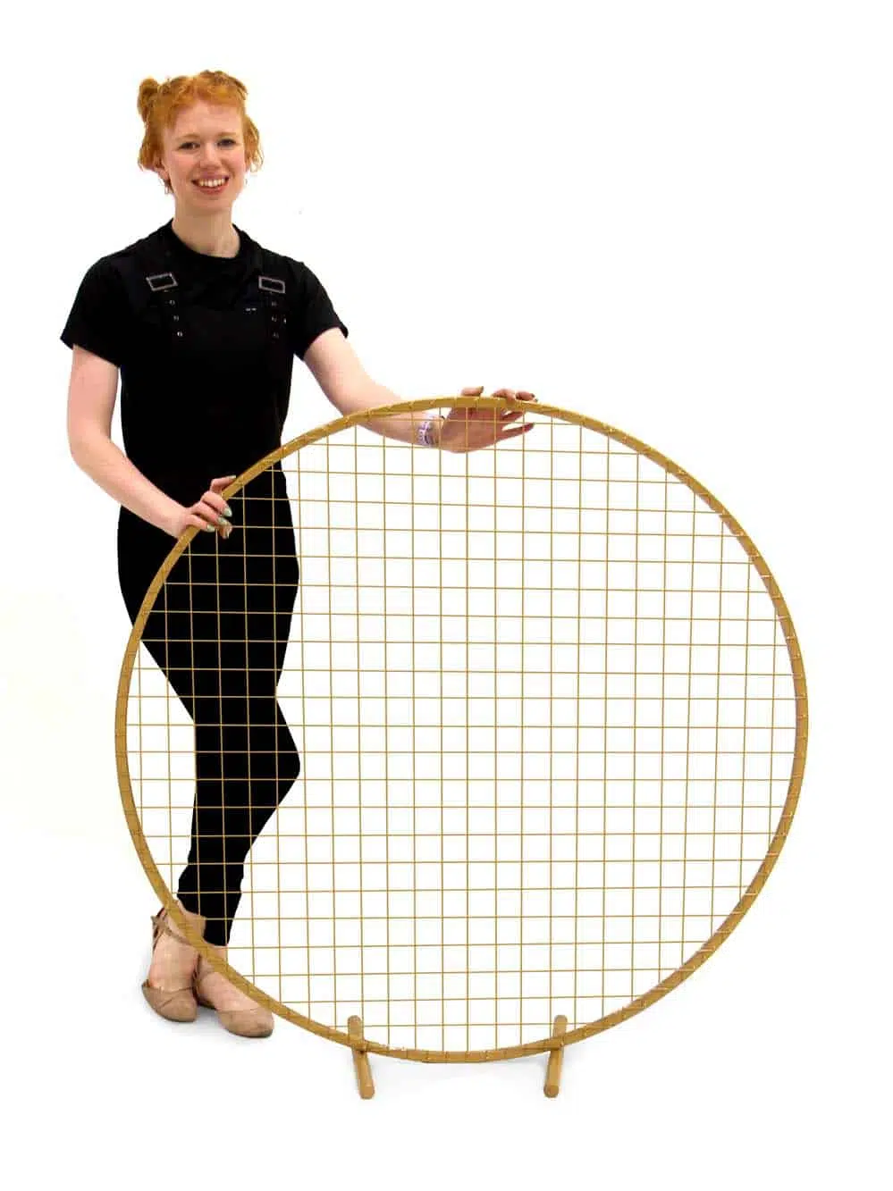 SN9574_Circular Gold Mesh Frame - 1.2m_event_prop_hire_EPH_Creative_177-Recovered_optimised