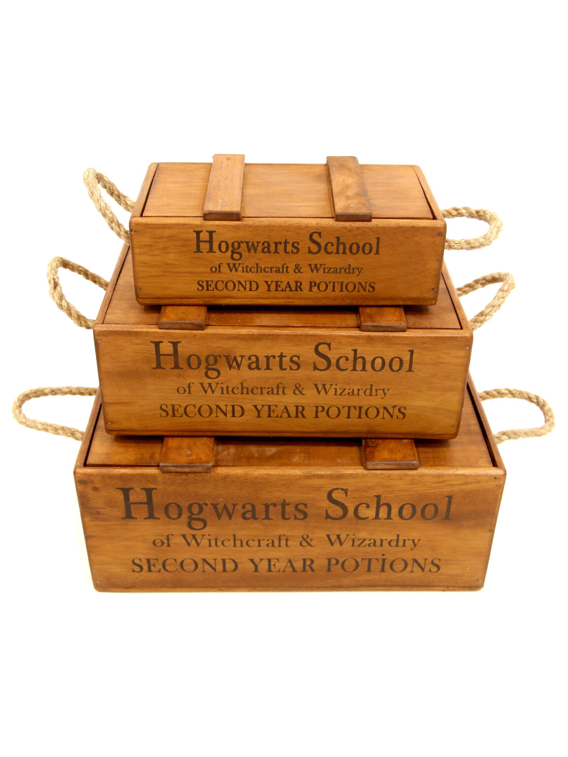 SN8941_Set of 3 Wooden Lidded Chest Boxes with Rope Handles - Hogwarts School_event_prop_hire_EPH_Creative_249
